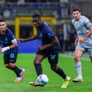 MK体育-意媒：博尼肌肉伤势并不严重，缺席意杯比赛后有望在德比战回归