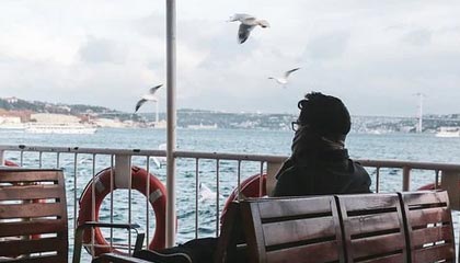 MK体育登录入口-卡鲁索：曾认为湖人状态低迷 12月开赛对我没影响